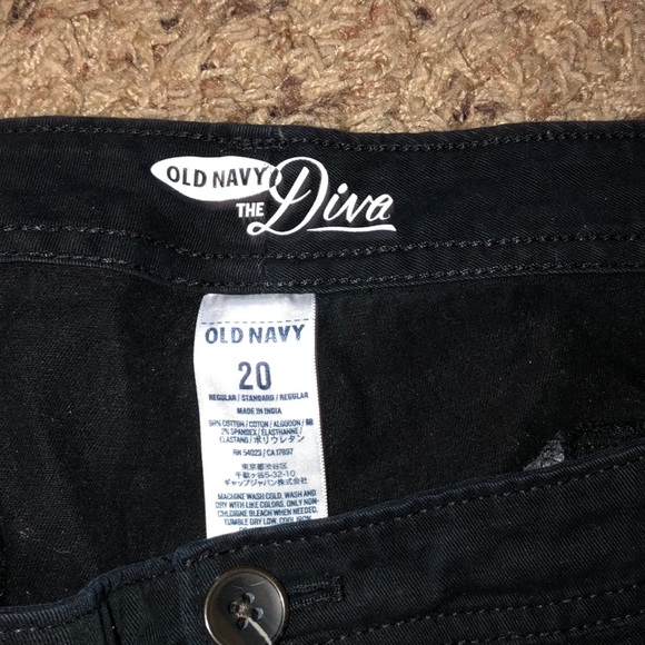 BRAND NEW 🔥Women’s Old Navy Diva Jeans - Picture 2 of 4